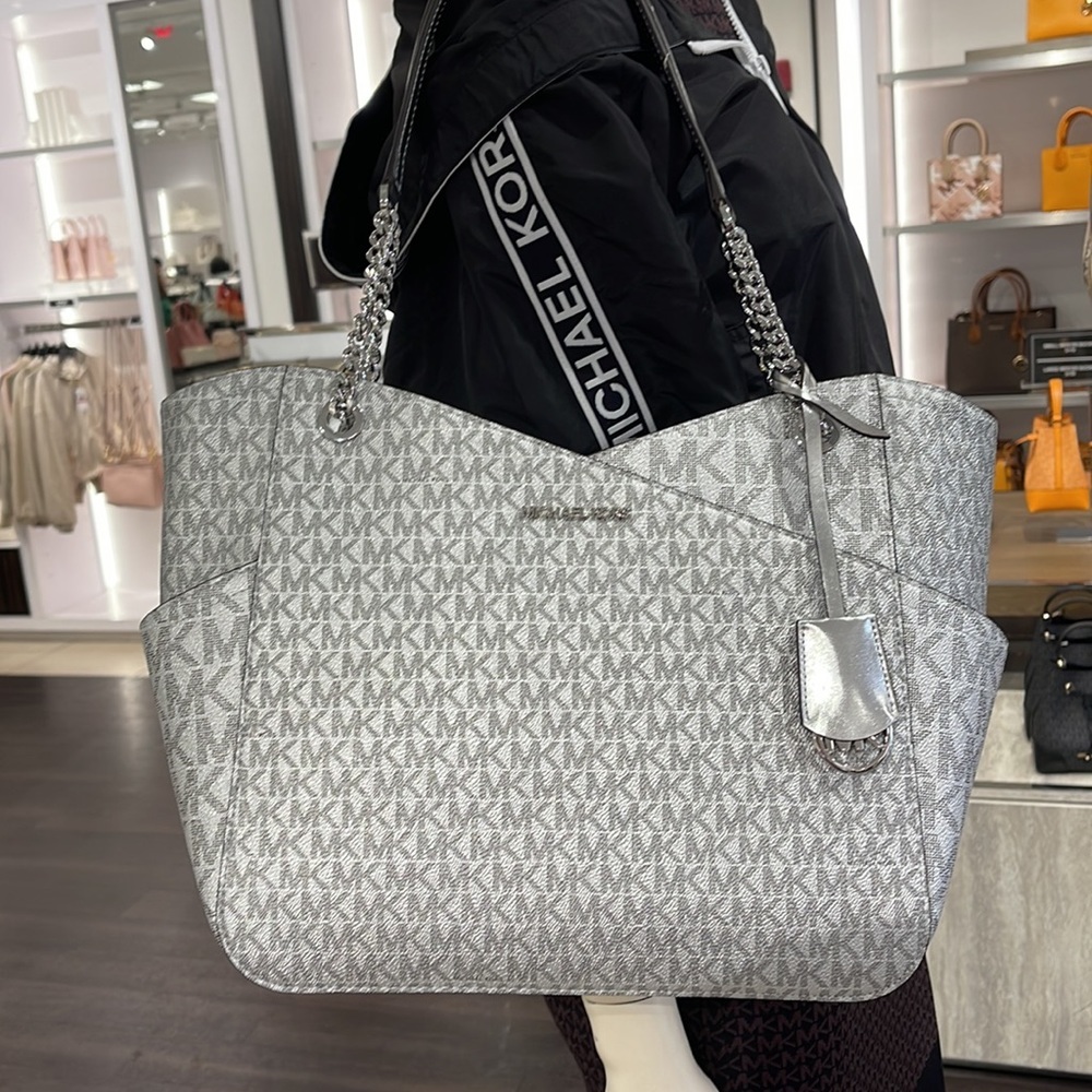 Michael Kors Jet Set Travel Large Chained Tote Shoulder Bag MK 
Silver

NWT - Picture 2 of 16